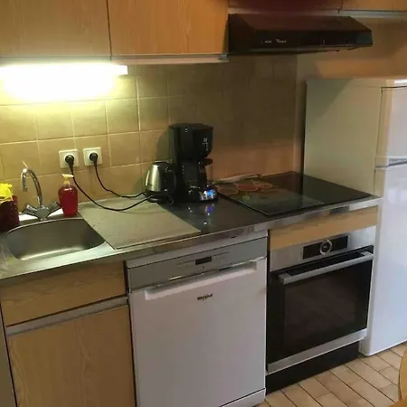 Tres Bel De Standing A 300 Metres De La Mer, Et A Proximite Du Casino De Deauville *