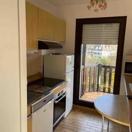 Daire Tres Bel De Standing A 300 Metres De La Mer, Et A Proximite Du Casino De Deauville