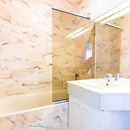 Tres Bel De Standing A 300 Metres De La Mer, Et A Proximite Du Casino De Deauville * Tourgeville