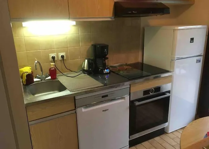 Tres Bel De Standing A 300 Metres De La Mer, Et A Proximite Du Casino De Deauville *